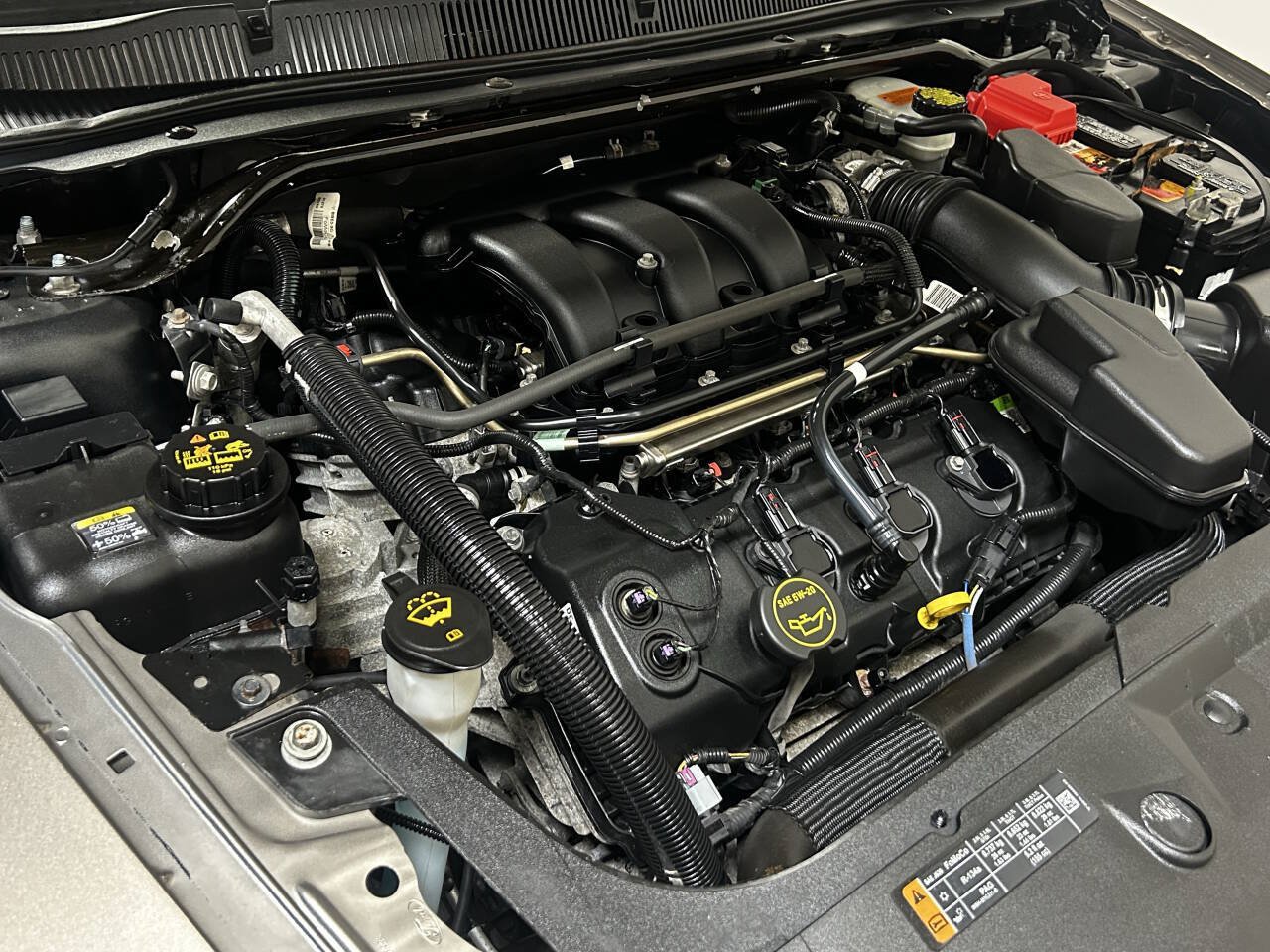 Used 2015 Ford Taurus Police Interceptor AWD w/ Ready For The Road Package image 18