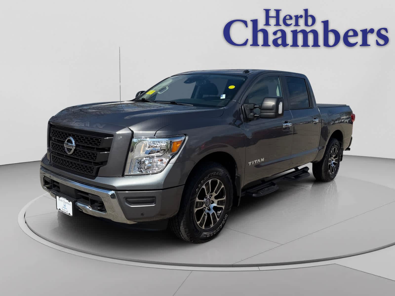 Used 2021 Nissan Titan SV w/ SV Convenience Package AWD/4WD image 10