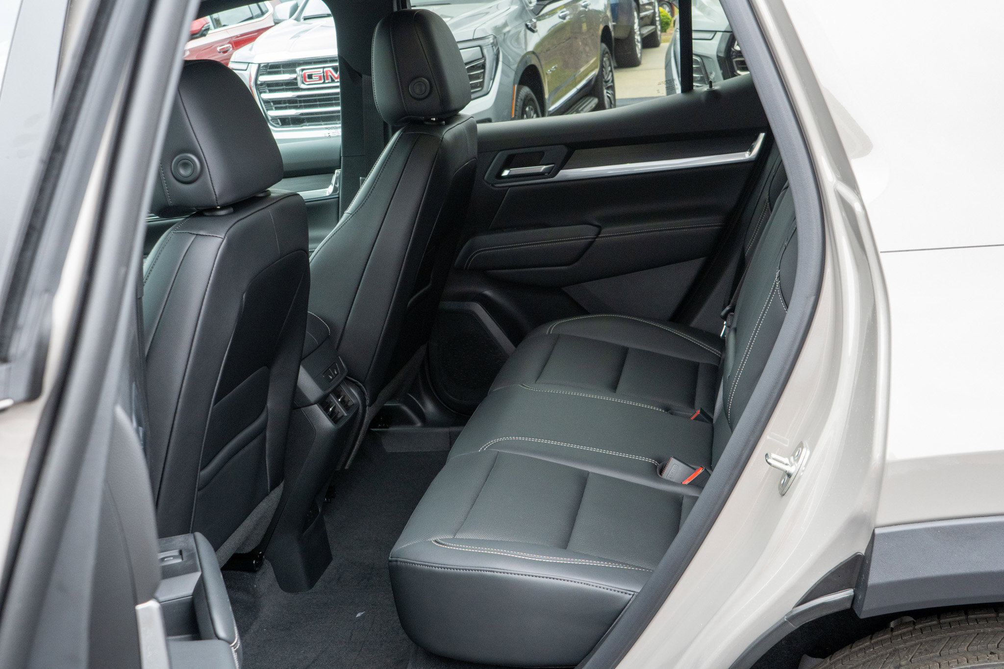 New 2026 GMC Terrain Elevation w/ Elevation Premium Package image 19