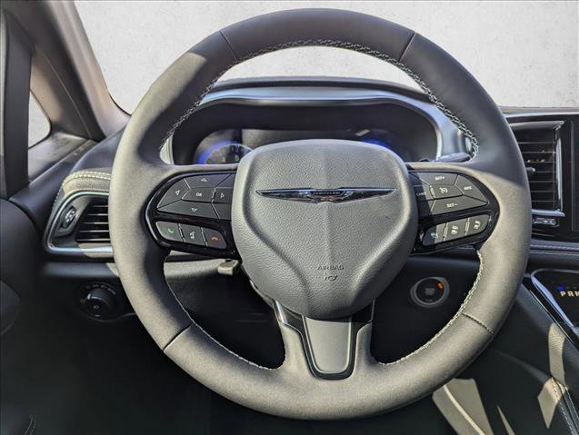 New 2026 Chrysler Pacifica Limited w/ S Appearance Package image 15