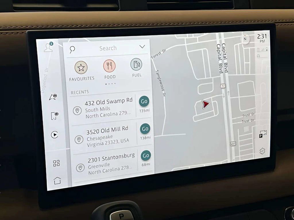 Used 2025 Land Rover Defender 130 V8 image 12