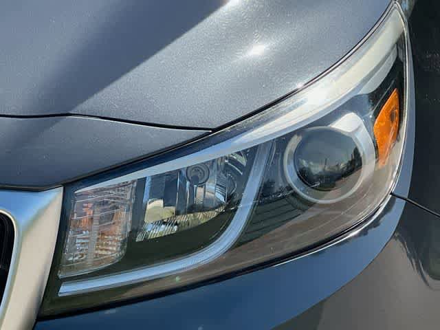Used 2016 Kia Sedona LX w/ LX Convenience Package FWD image 24
