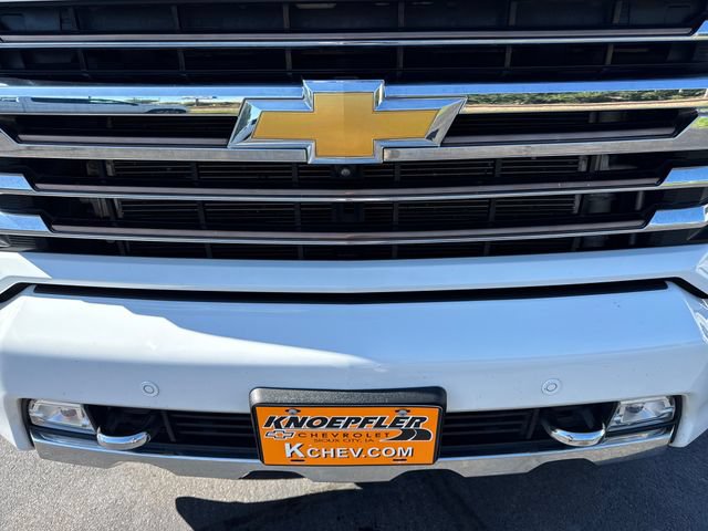 Used 2023 Chevrolet Silverado 2500 High Country w/ Z71 Off-Road Package AWD/4WD image 33