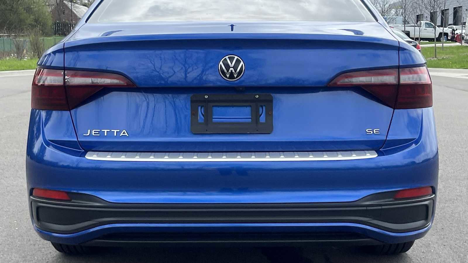 Used 2023 Volkswagen Jetta SE FWD image 18