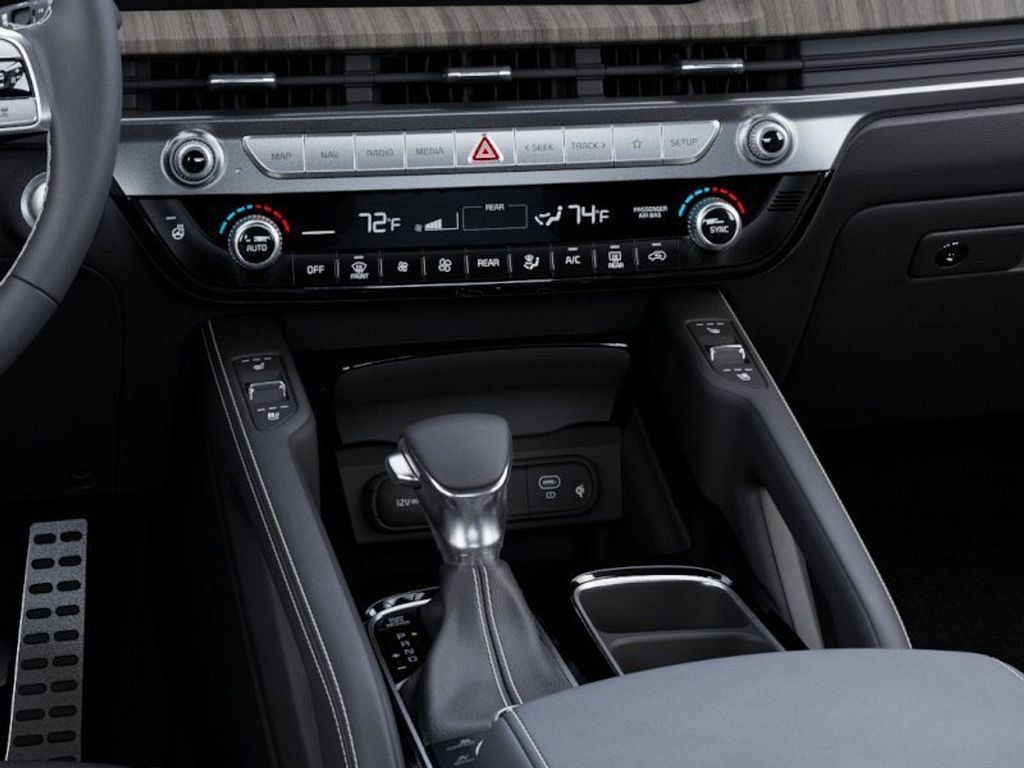 Used 2024 Kia Telluride SX image 23