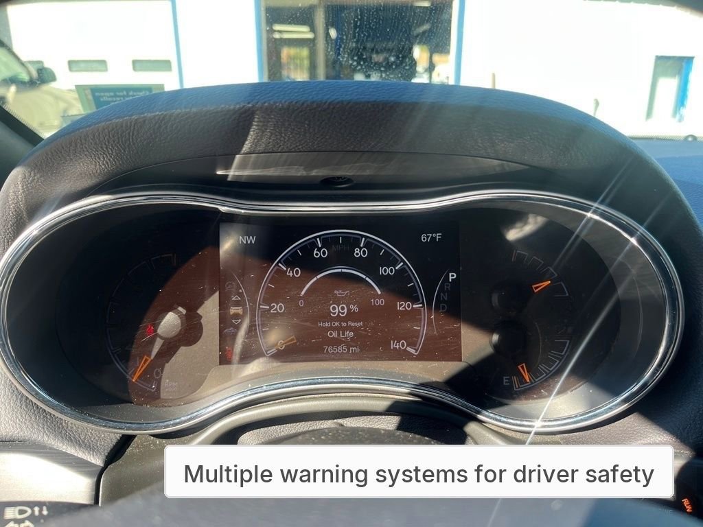 Used 2020 Jeep Grand Cherokee Limited AWD/4WD image 10