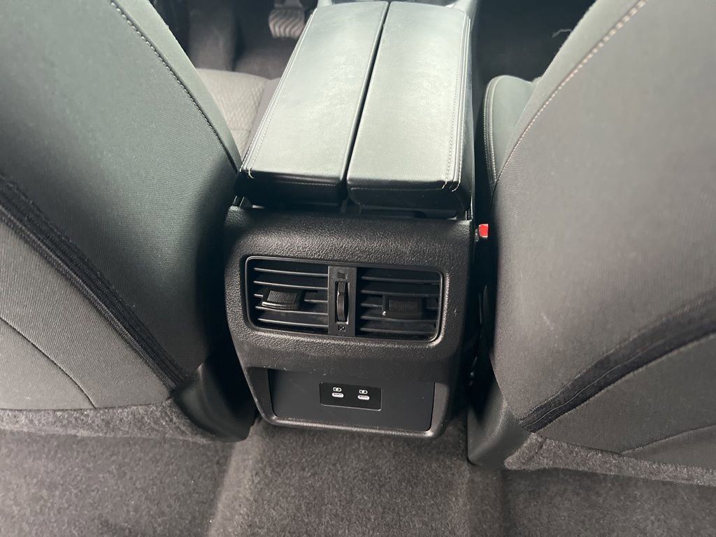 Certified 2024 Nissan Rogue SV image 20