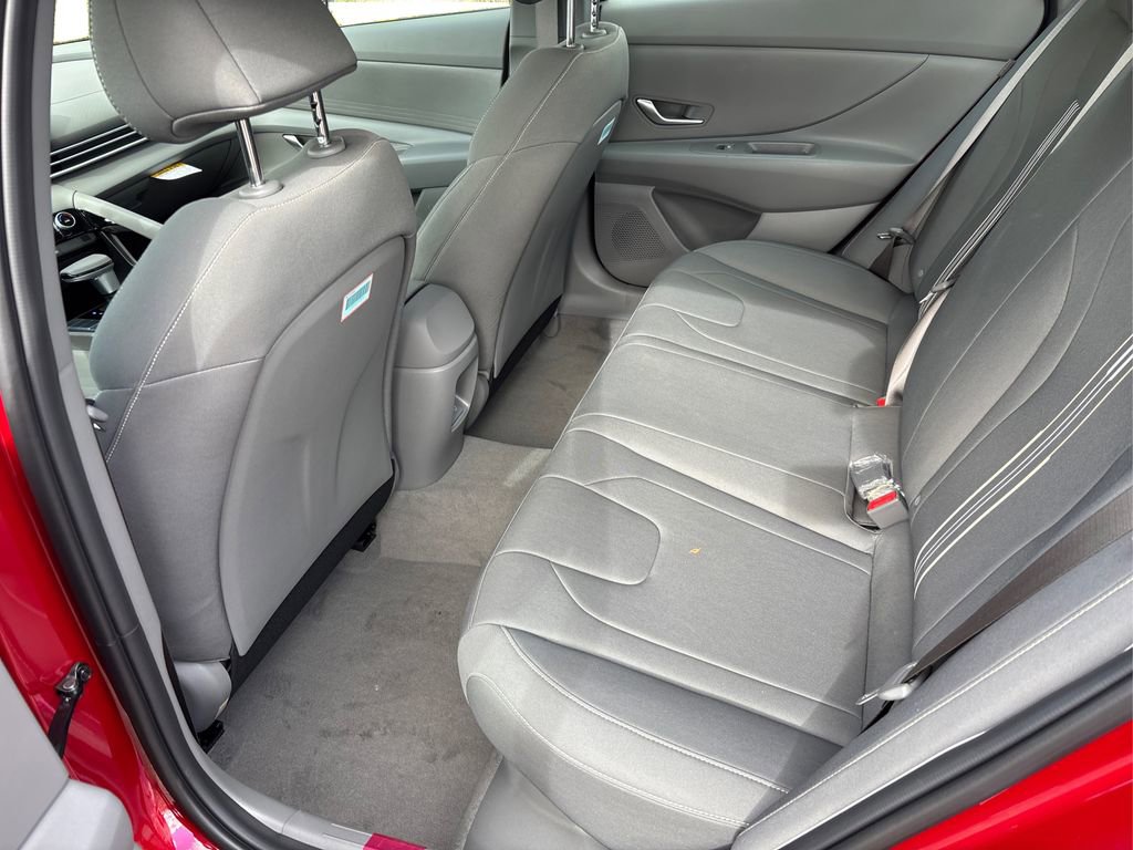 New 2025 Hyundai Elantra Blue image 10