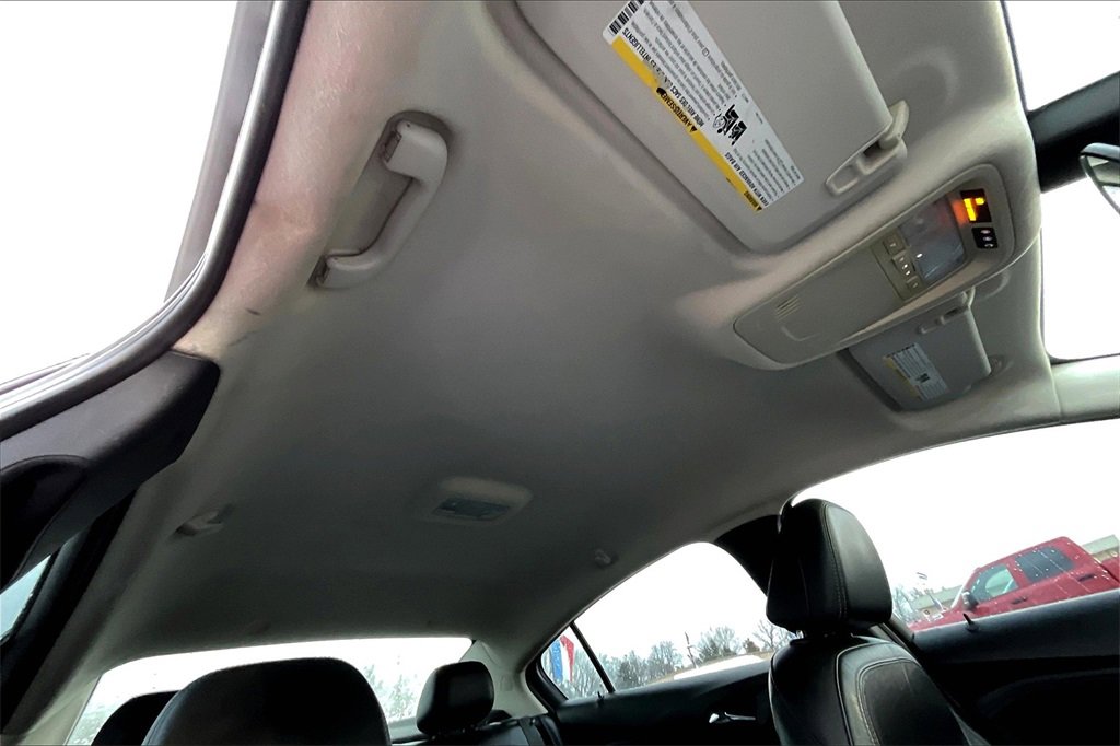 Used 2017 Chevrolet Cruze Premier image 22