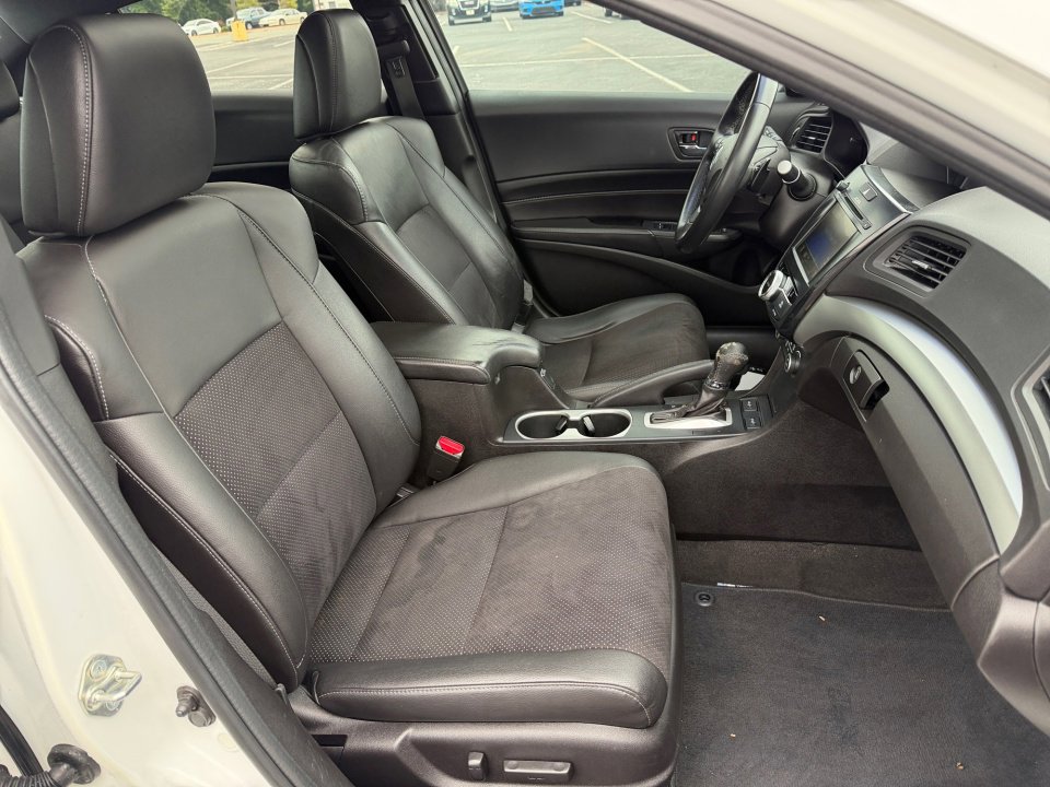 Used 2016 Acura ILX FWD image 30