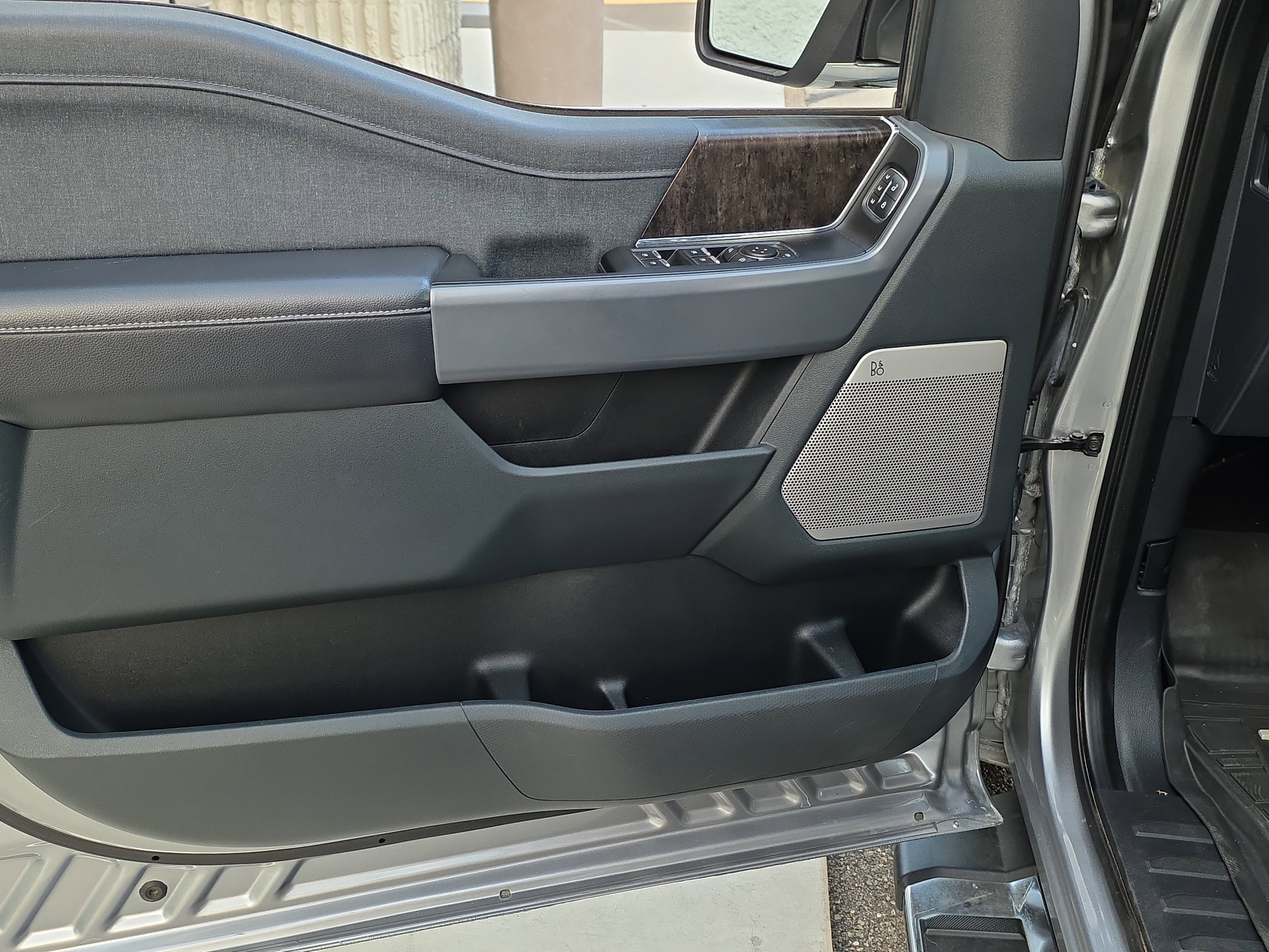 Used 2021 Ford F150 Lariat image 13