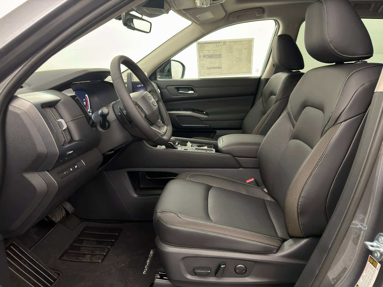 New 2026 Nissan Pathfinder SL w/ SL Premium Package image 14