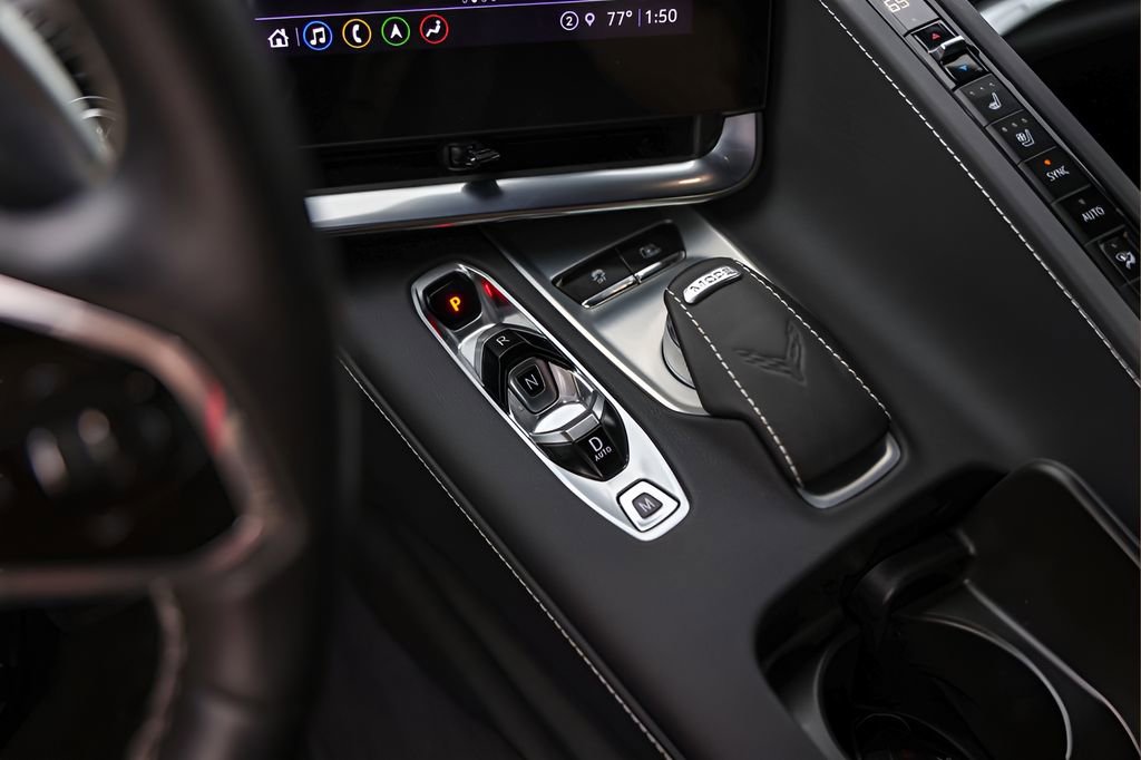 Used 2021 Chevrolet Corvette Stingray Preferred Cpe w/ Z51 Performance Package RWD image 17