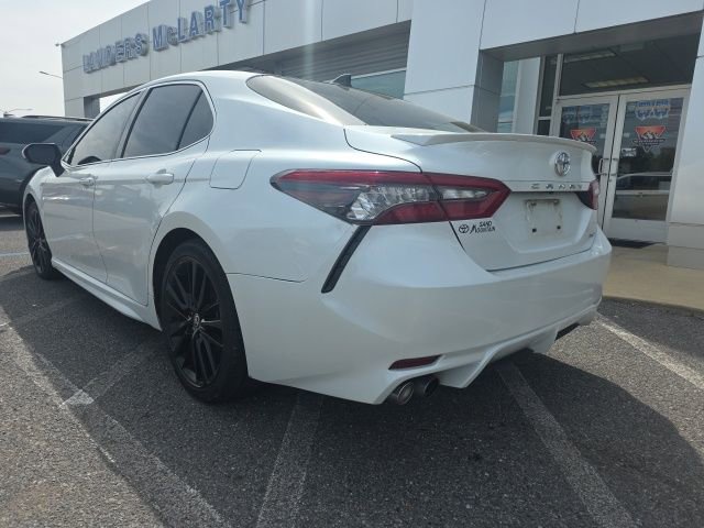 Used 2021 Toyota Camry XSE image 8