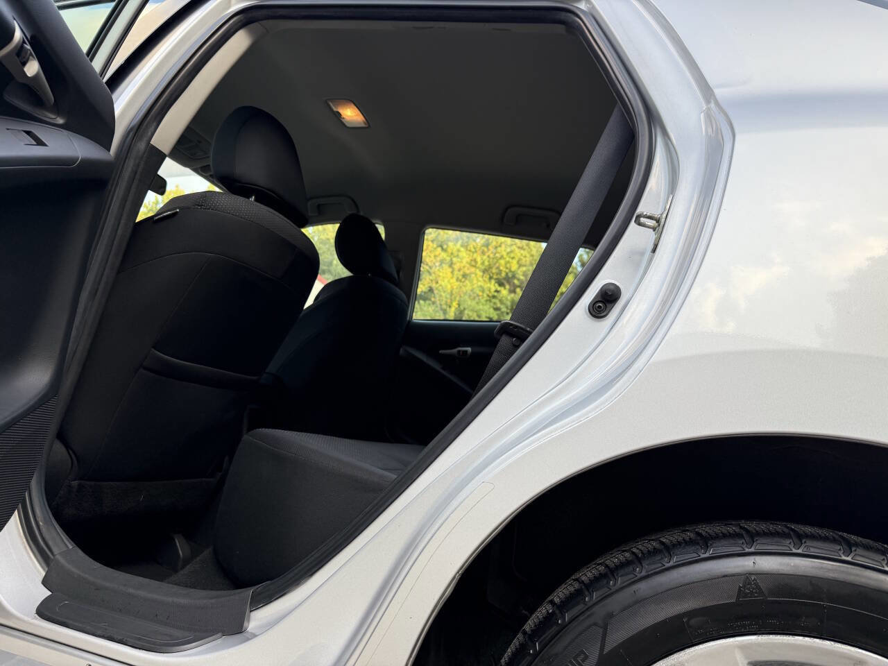 Used 2009 Toyota Matrix image 19