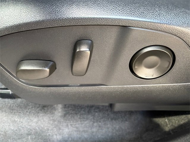 Used 2024 GMC Acadia Elevation image 16