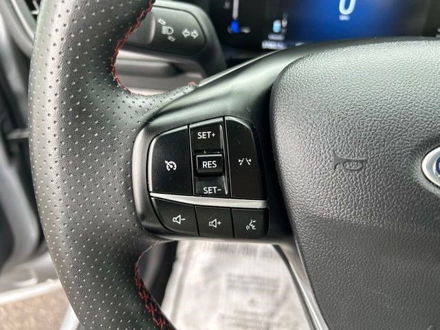 Used 2024 Ford Escape ST-Line AWD/4WD image 16