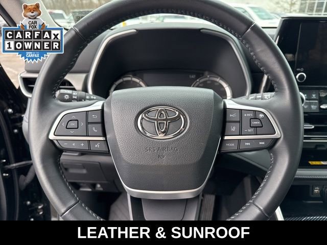 Used 2023 Toyota Highlander XLE image 11