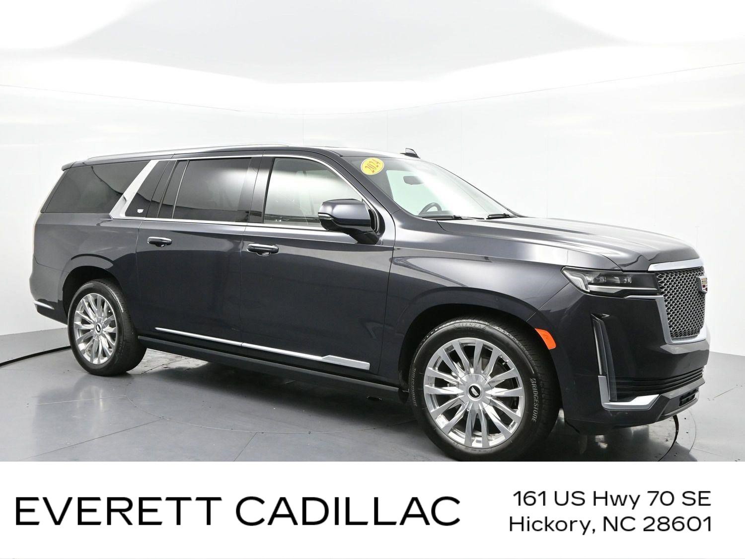 Certified 2024 Cadillac Escalade ESV Premium Luxury Platinum AWD/4WD image 1