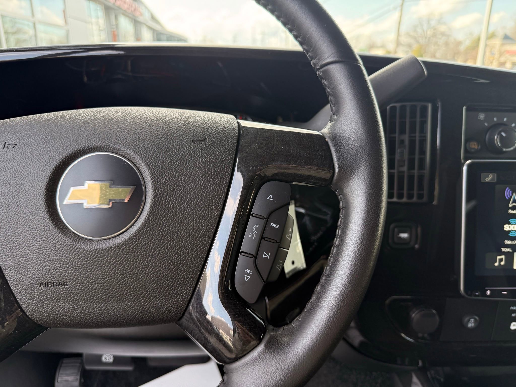 Used 2023 Chevrolet Express 2500 Extended image 49