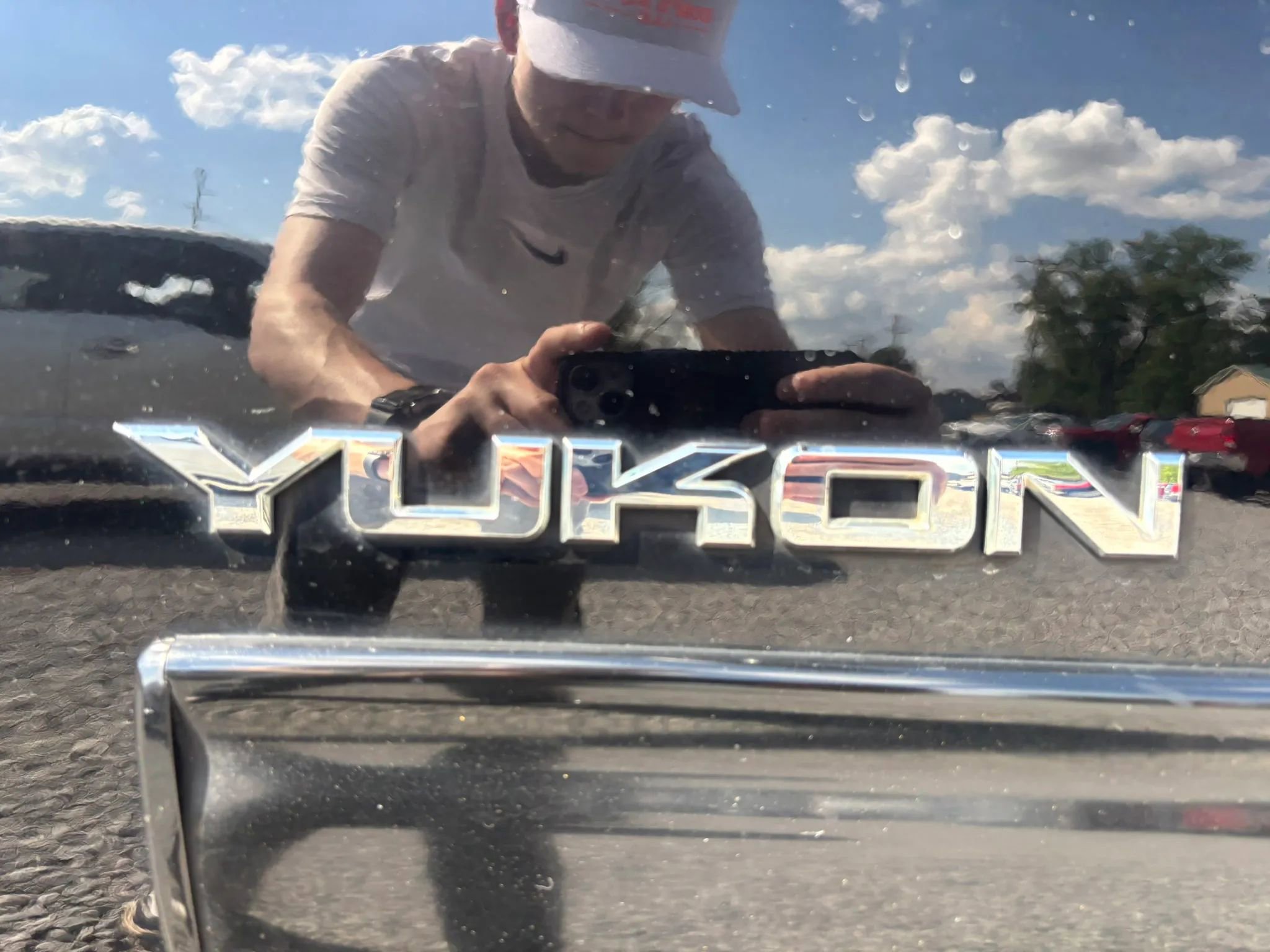 Used 2013 GMC Yukon SLT w/ SLT-2 Equipment Package AWD/4WD image 13