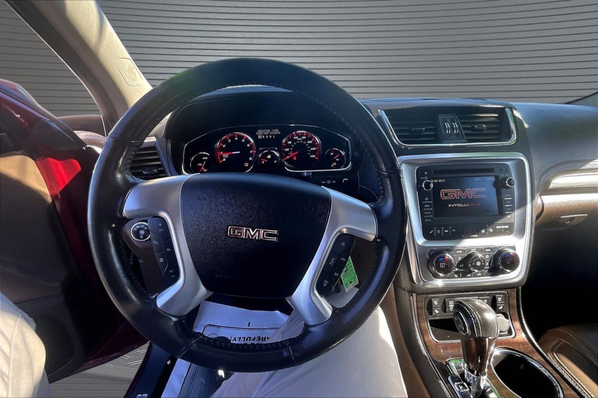 Used 2016 GMC Acadia SLT w/ Open Road Package AWD/4WD image 8