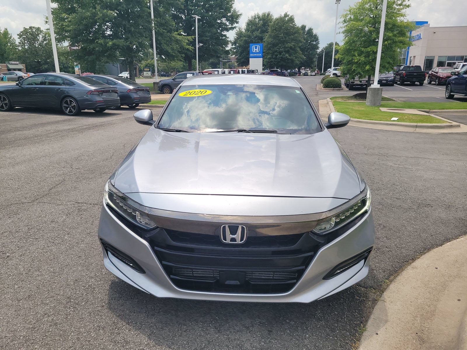 Used 2020 Honda Accord Sport image 8