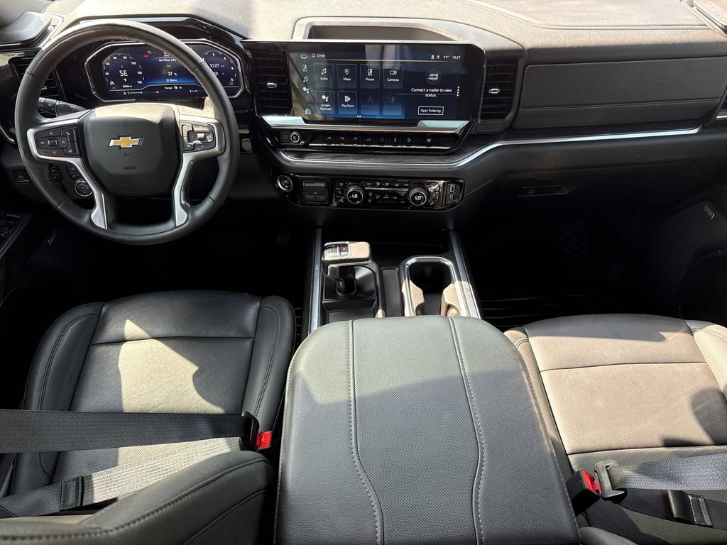 Used 2024 Chevrolet Silverado 1500 LTZ w/ Z71 Off-Road Package AWD/4WD image 11