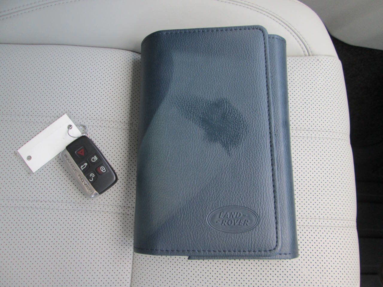 Used 2017 Land Rover Range Rover Supercharged image 28