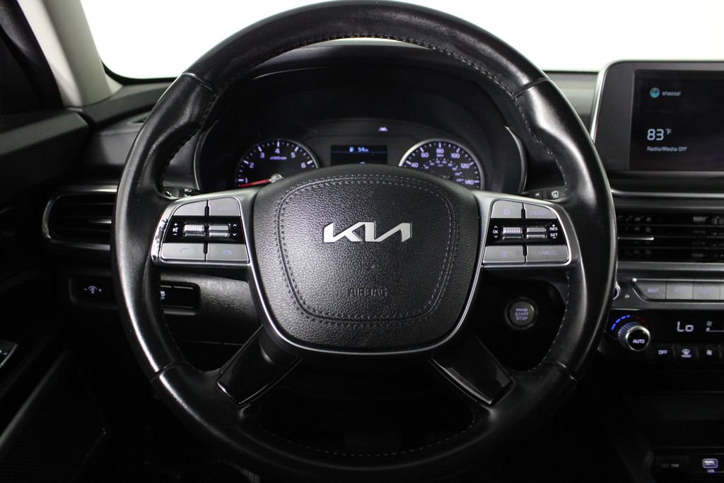 Used 2022 Kia Telluride LX FWD image 9