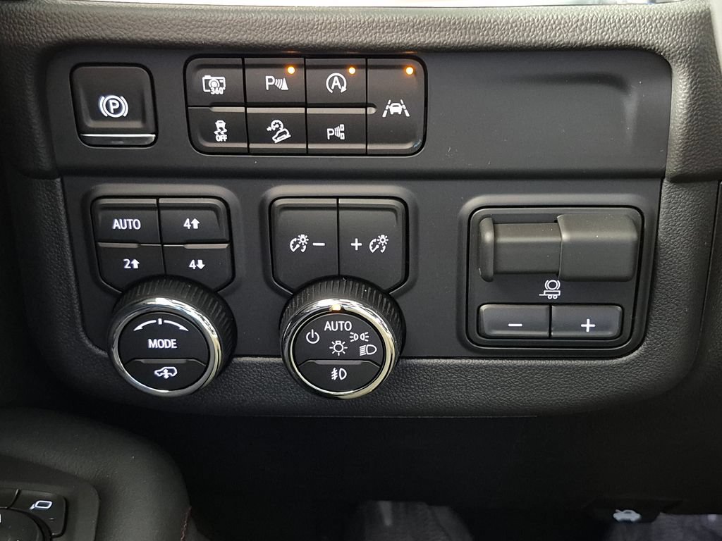 New 2026 Chevrolet Tahoe RST w/ RST Capability Package AWD/4WD image 18