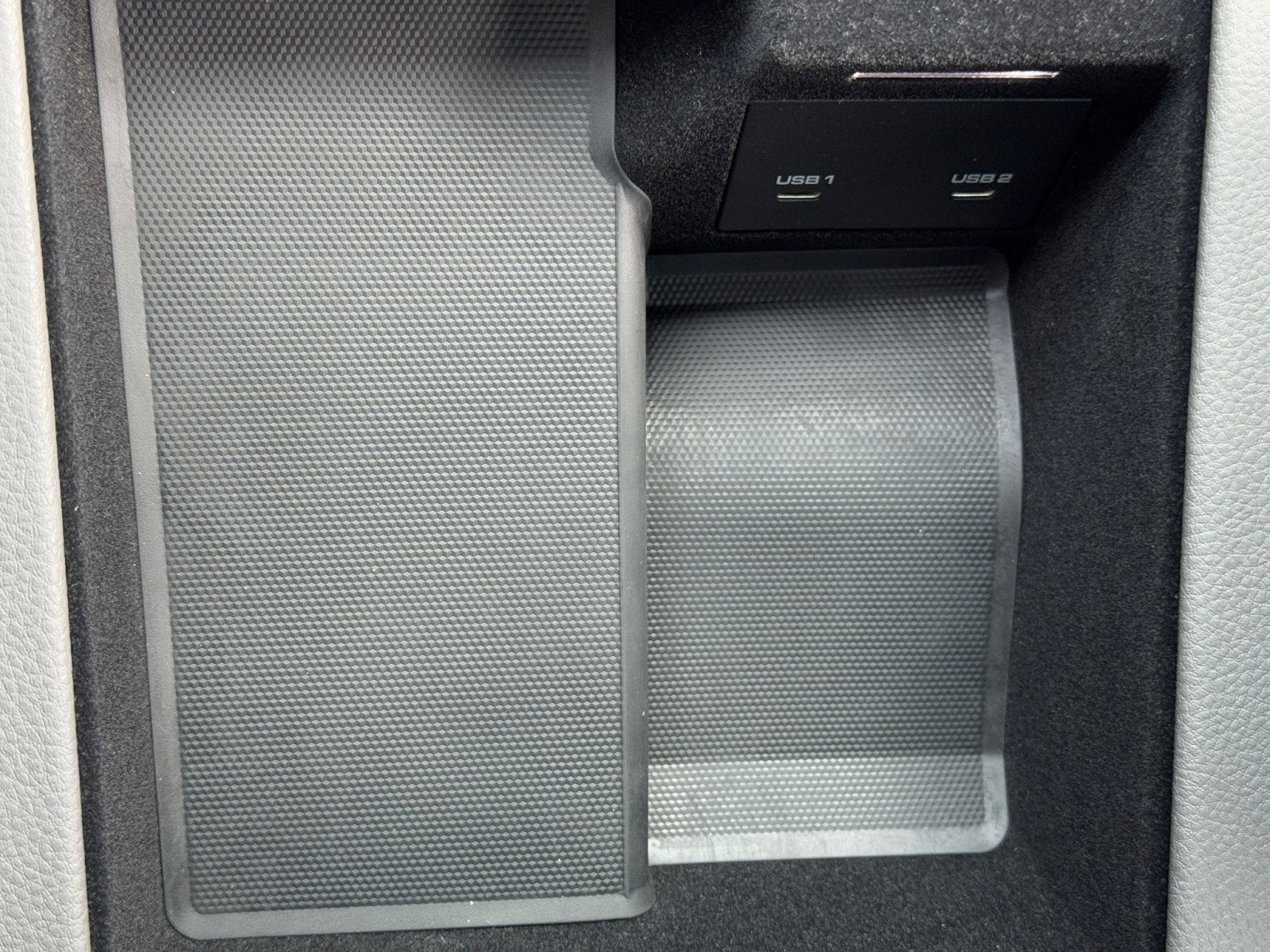 Used 2023 Porsche Cayenne E-Hybrid image 38