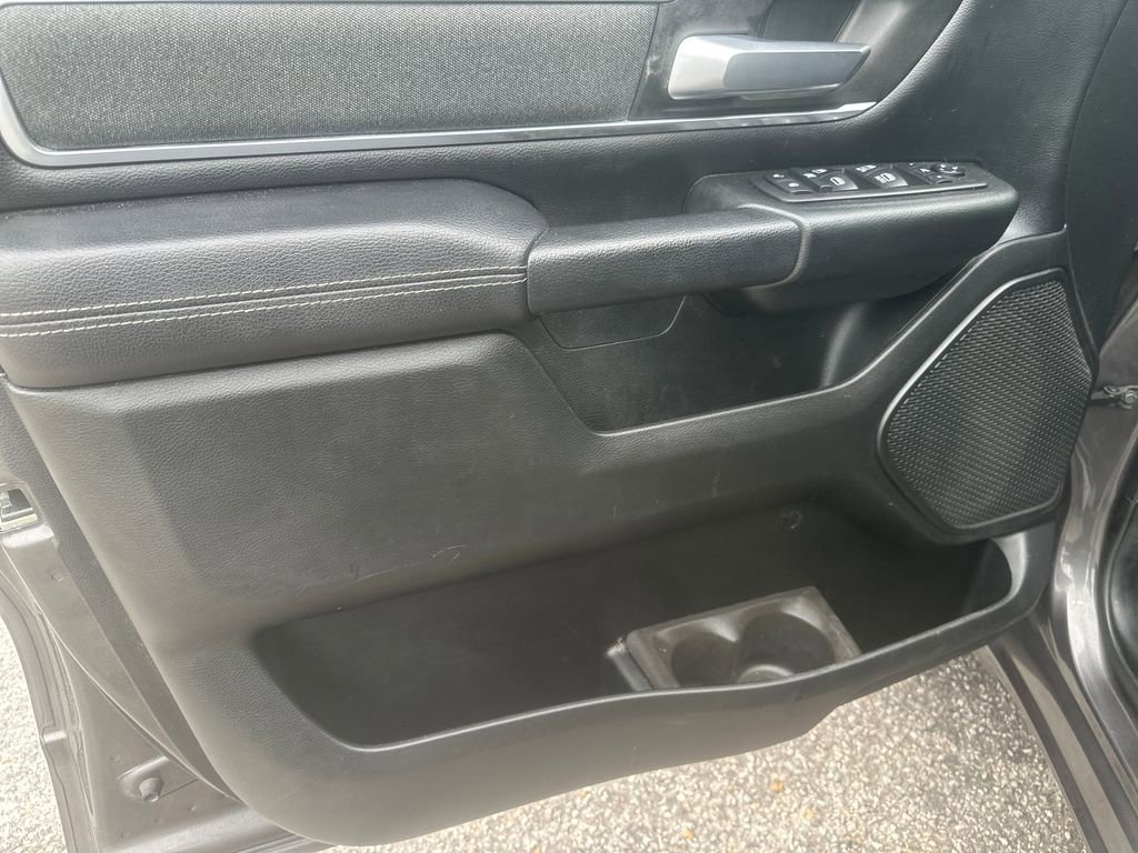 Used 2021 RAM 1500 Big Horn AWD/4WD image 9