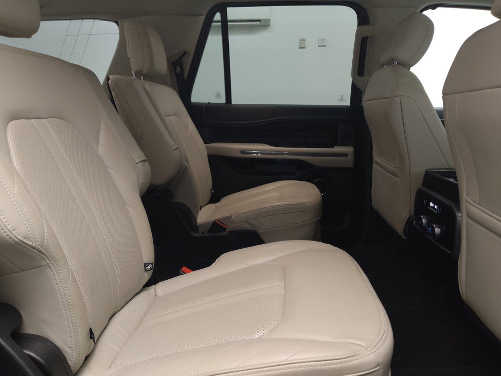 Used 2018 Ford Expedition Max Platinum RWD image 19