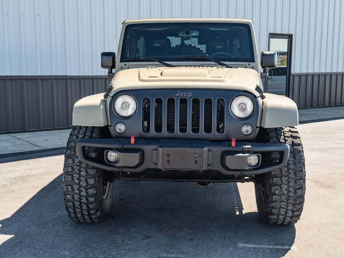 Used 2017 Jeep Wrangler Unlimited Rubicon w/ Cold Weather Group AWD/4WD image 5