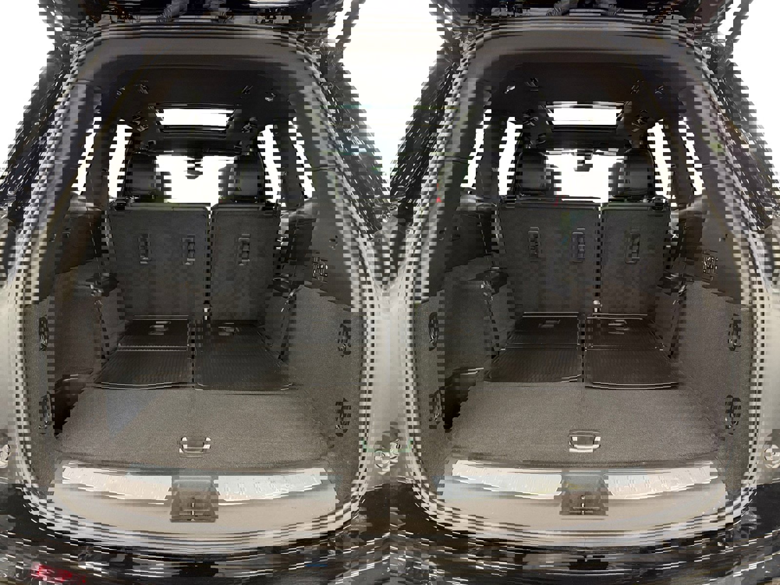 Used 2024 Cadillac XT6 Sport w/ Technology Package image 32