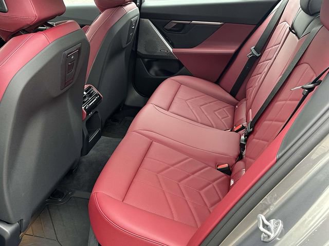 Used 2026 BMW 530i xDrive w/ Premium Package image 18