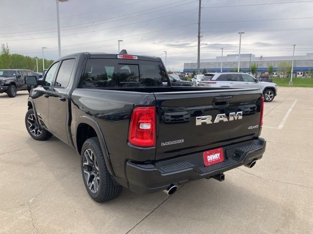 Used 2025 RAM 1500 Laramie w/ Sport Appearance Package AWD/4WD image 8
