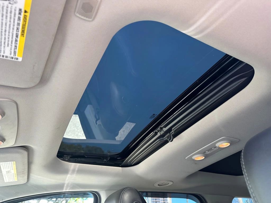 Used 2017 GMC Acadia Limited SLT image 19