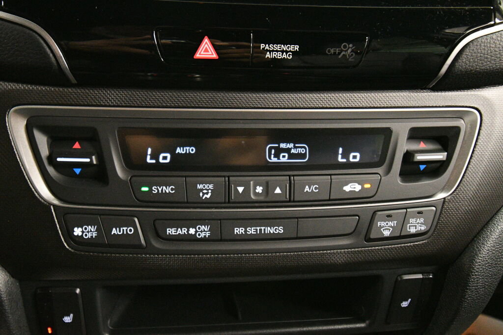 Used 2023 Honda Passport TrailSport image 15