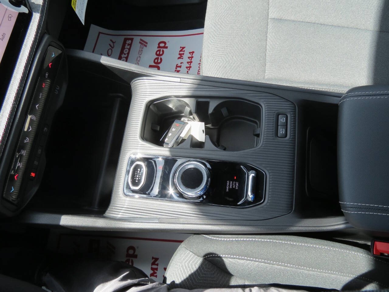 New 2026 Jeep Cherokee Laredo AWD/4WD image 15