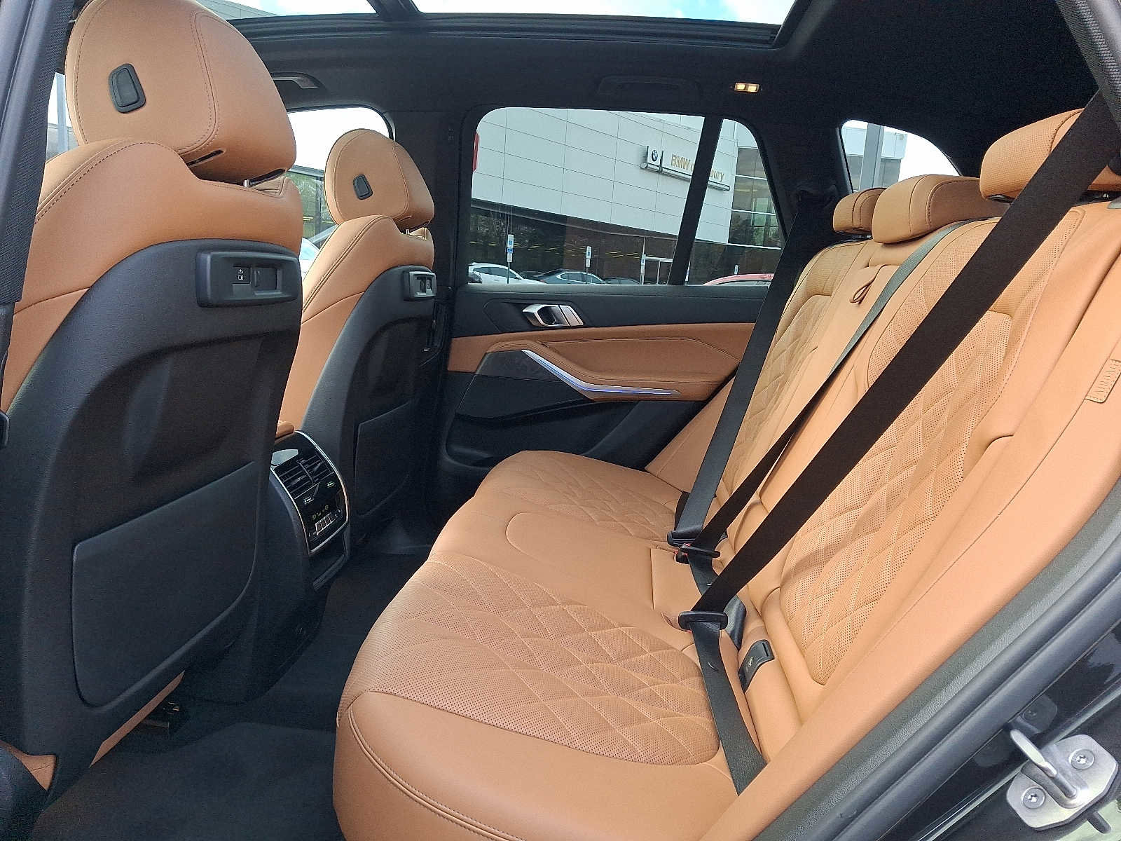 Used 2023 BMW X5 xDrive40i w/ Premium Package image 10