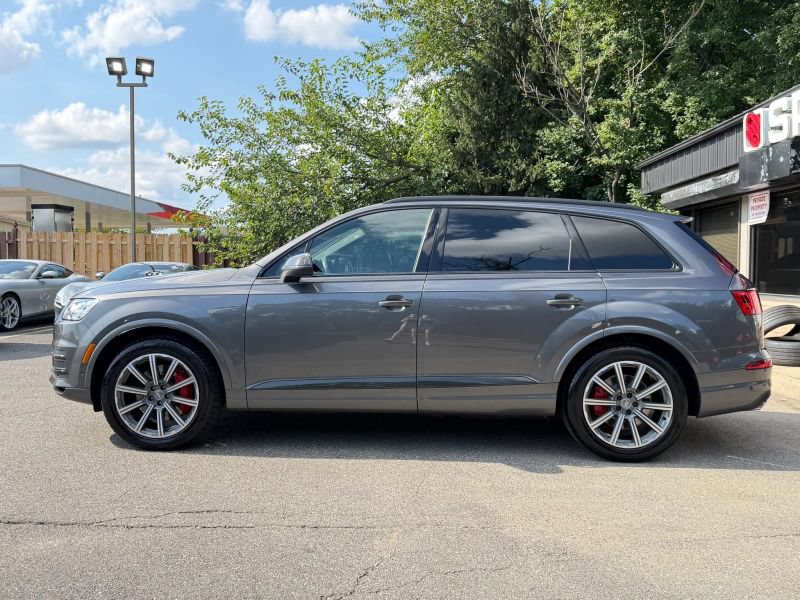 Used 2019 Audi Q7 3.0T Prestige AWD/4WD image 9