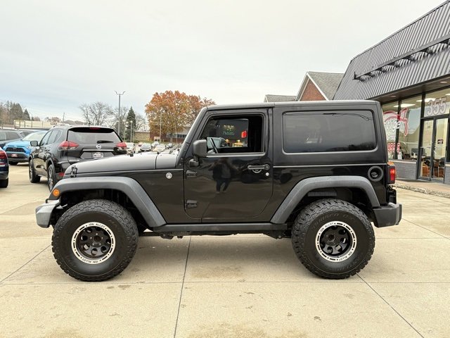 Used 2018 Jeep Wrangler Sport image 4