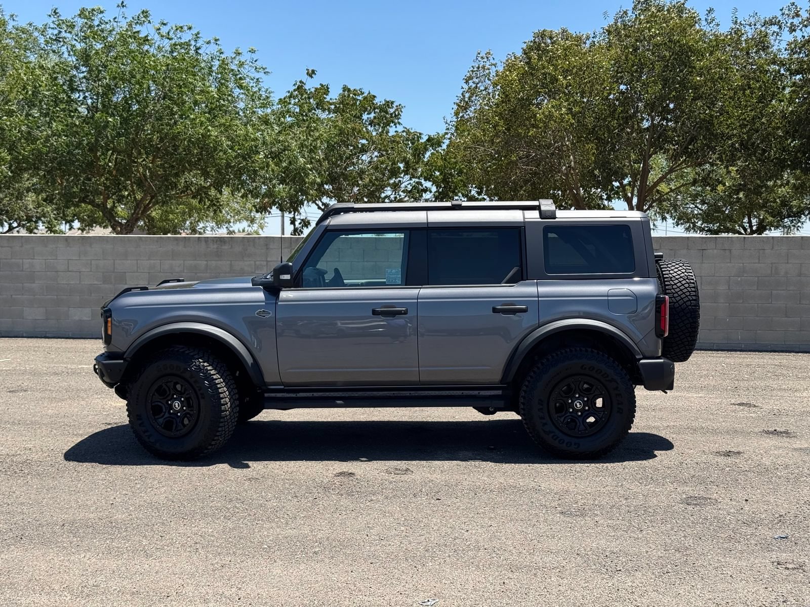 Used 2023 Ford Bronco Wildtrak AWD/4WD image 9