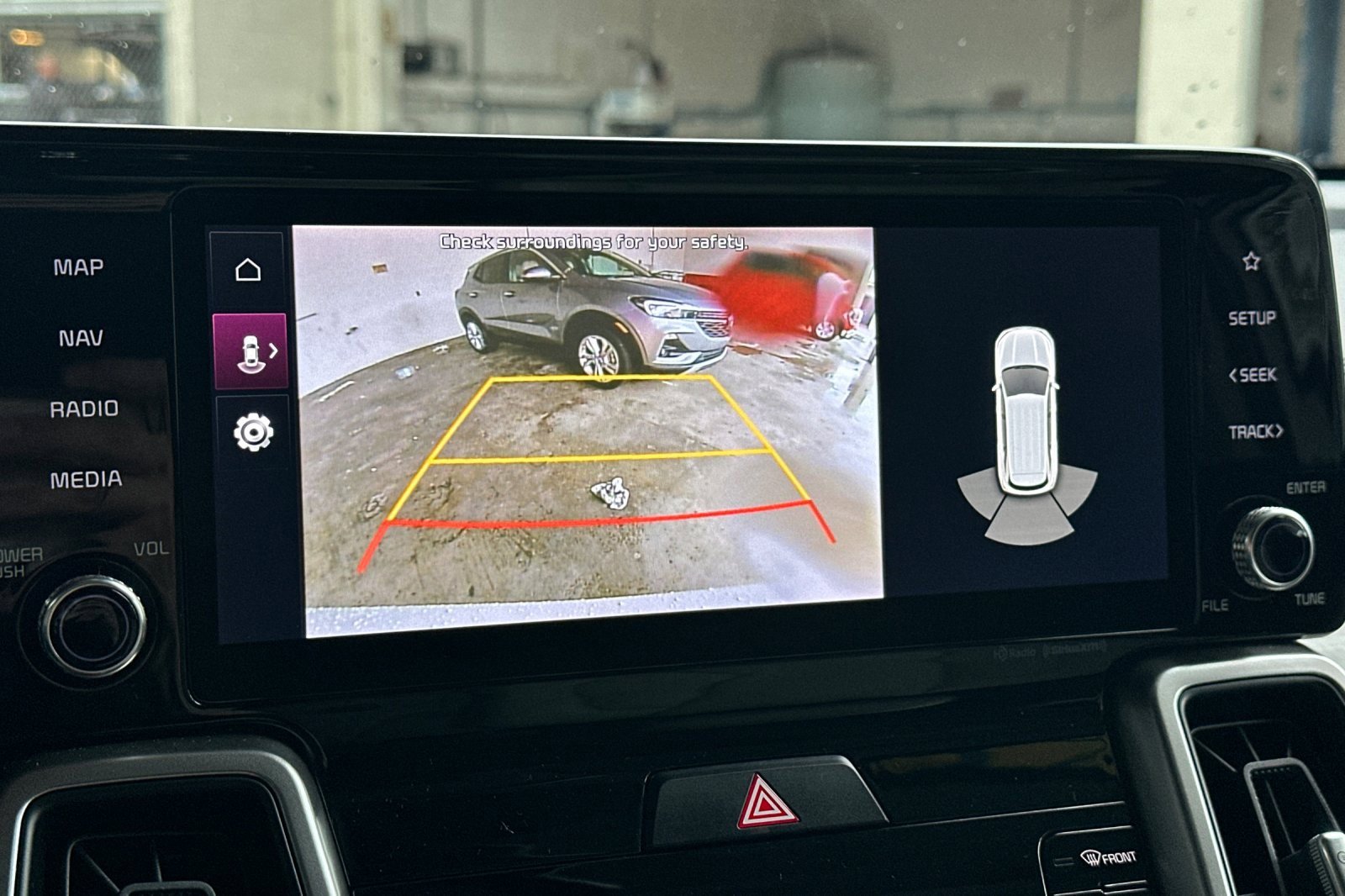 Used 2022 Kia Sorento EX w/ Panoramic Sunroof Package image 28