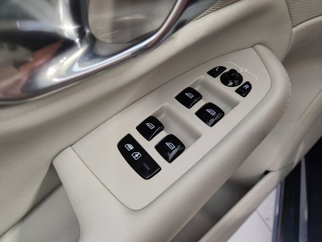 New 2026 Volvo XC90 B6 Ultra w/ Protection Package image 22
