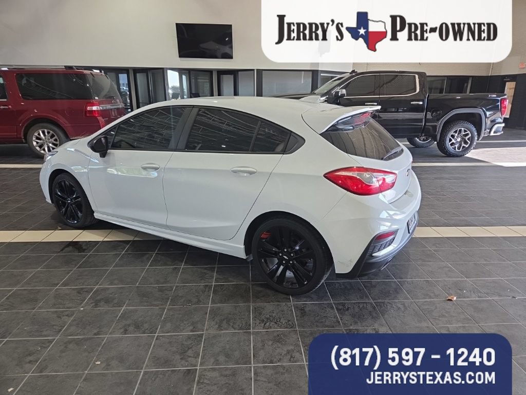 Used 2018 Chevrolet Cruze LT w/ Redline Edition FWD image 6