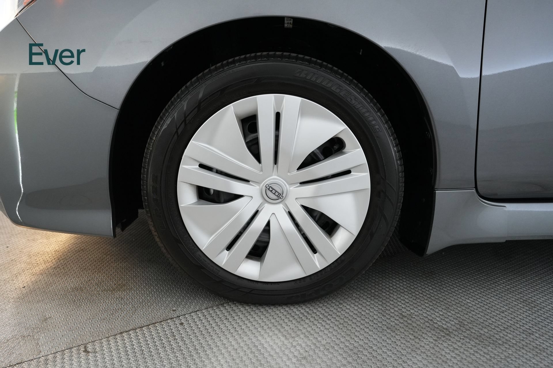 Used 2025 Nissan Leaf S FWD image 19