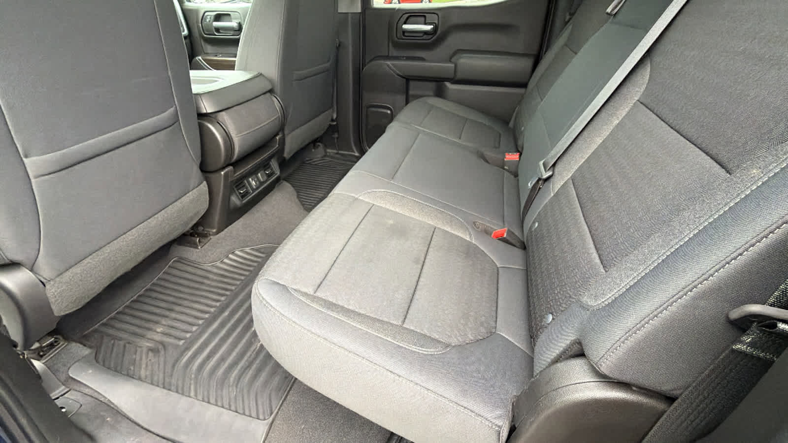 Used 2019 Chevrolet Silverado 1500 LT w/ Convenience Package image 24